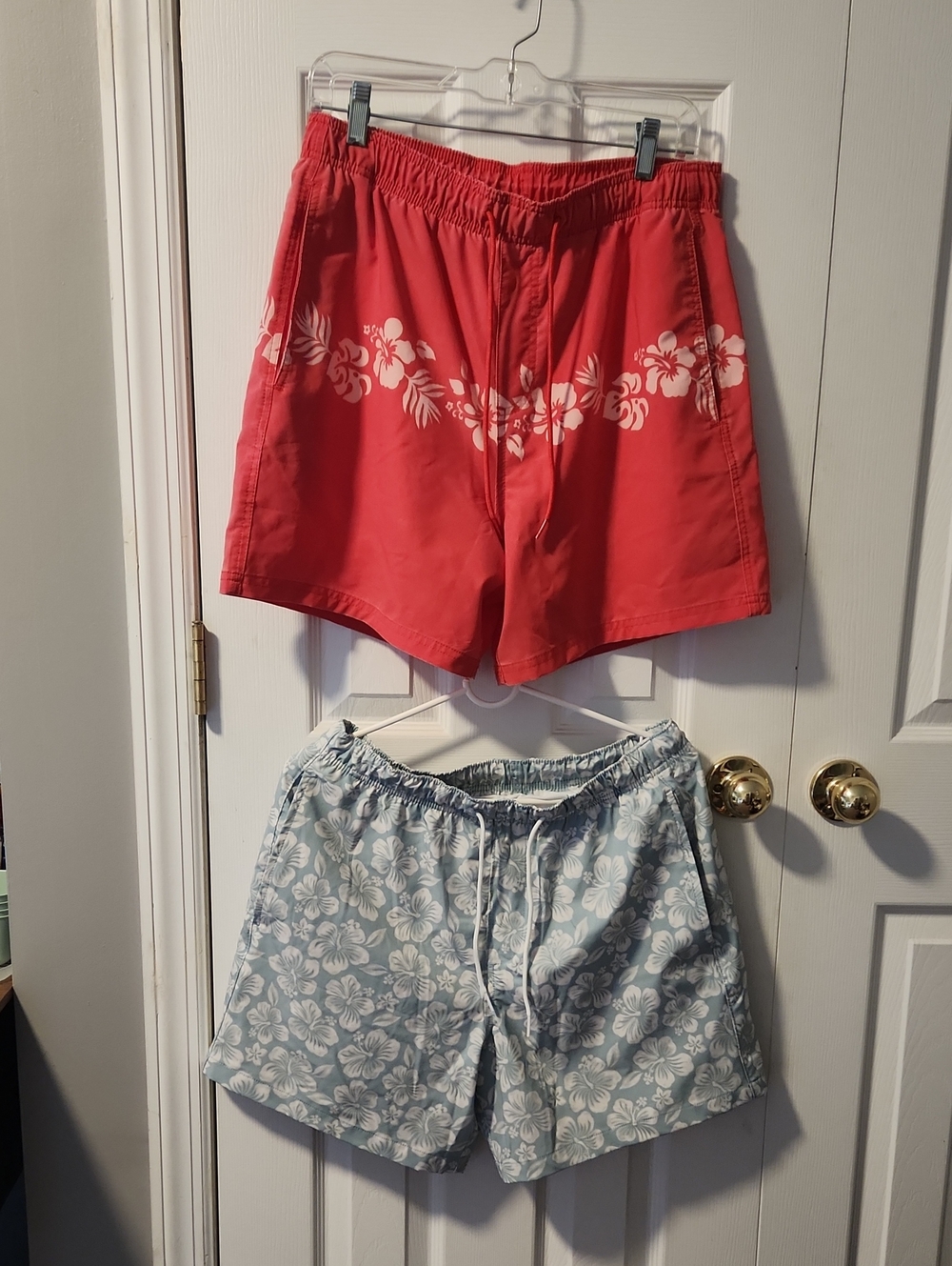 Hollister Mens Swim Trunks - Size M